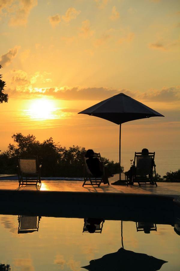 Mantaraya Lodge Puerto Lopez Bagian luar foto